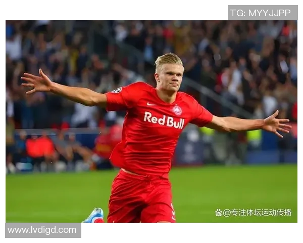 2025年现役足球球星综合排名前十名分析与探讨 2025年现役足球球星综合排名前十名分析与探讨