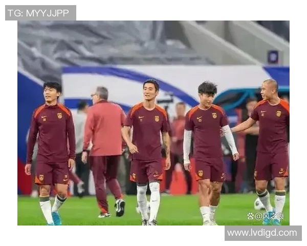 男生喜爱足球球星的背后心理与偶像崇拜现象解析