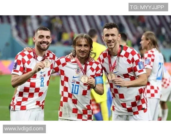 18克罗地亚足球球星助力球队冲击欧洲杯冠军展现超凡实力